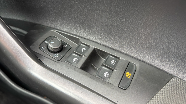 Volkswagen Polo 1.0 TSI Life 5dr Petrol Hatchback